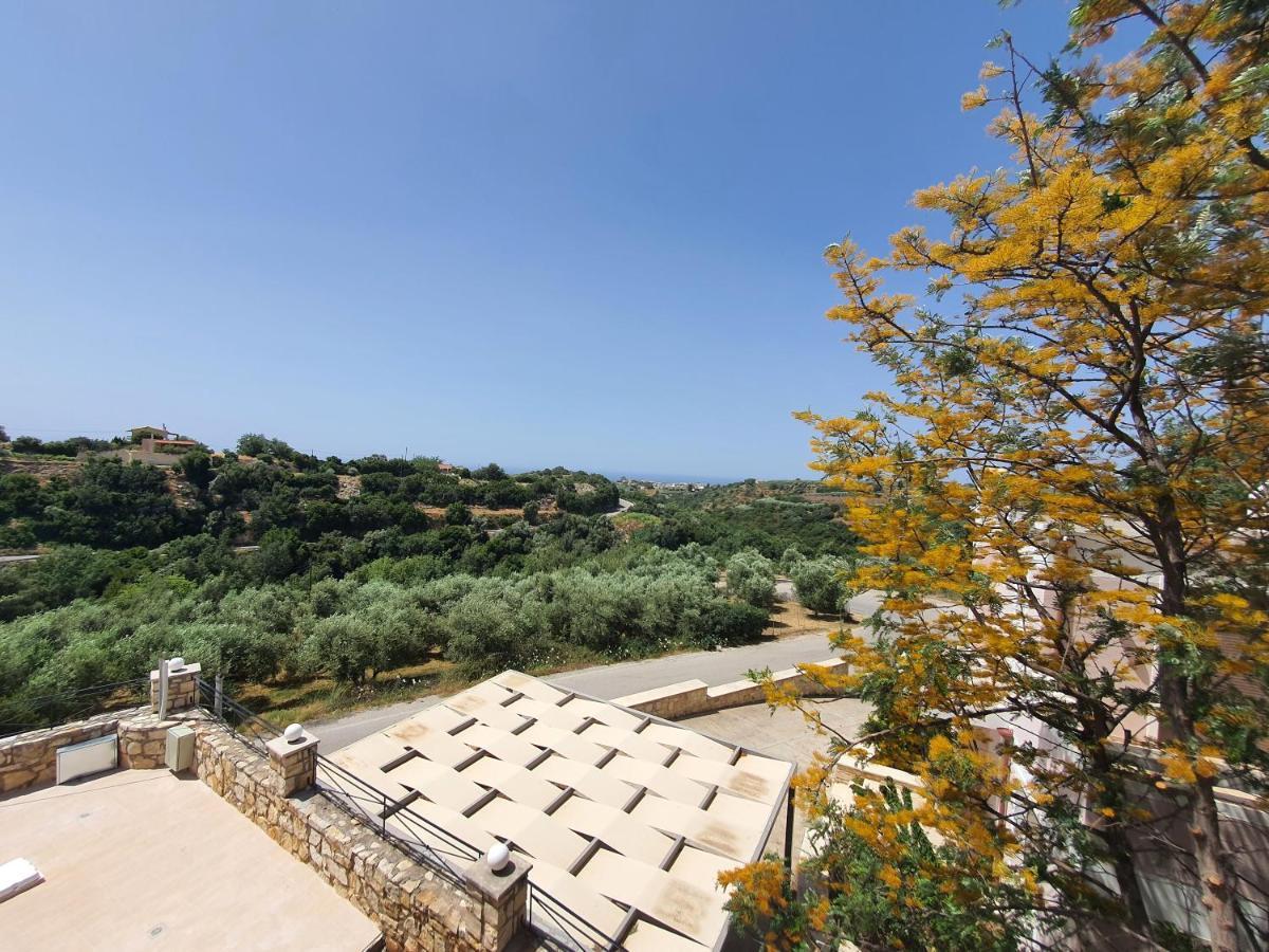 Natural View Villa With Private Pool Скулуфия Экстерьер фото